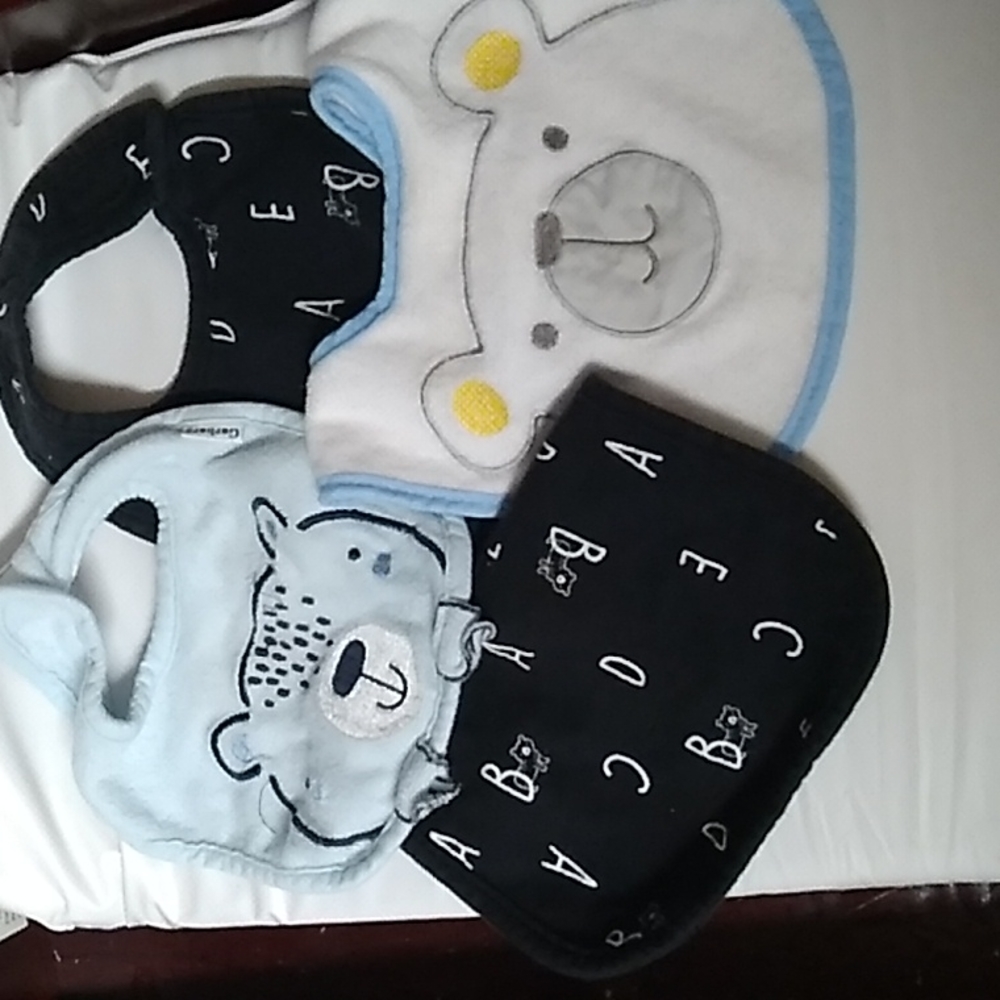 Baby bibs ×4